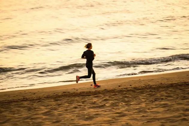 一个焦虑症患者的自我治疗方法,重度焦虑症患者如何自救