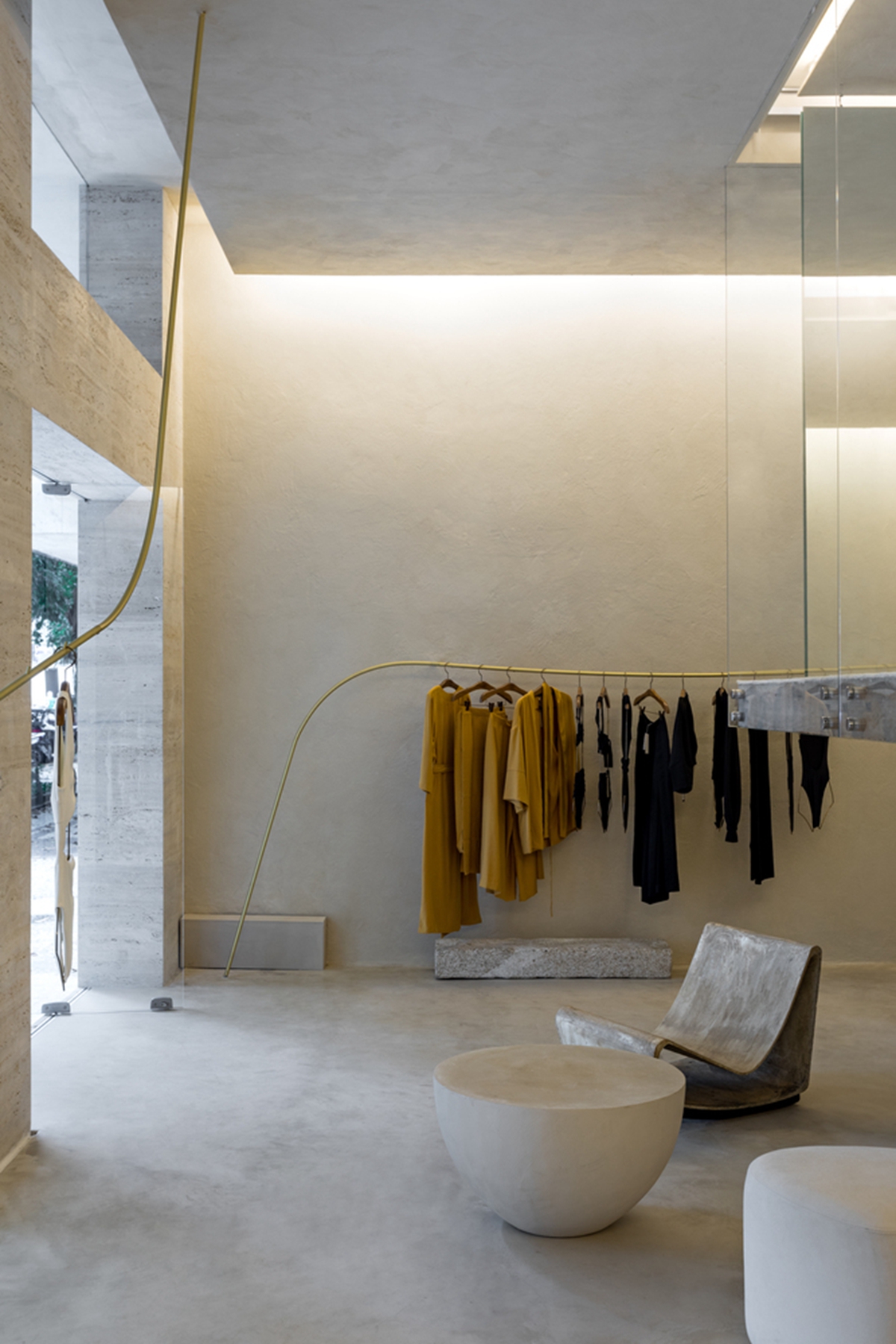 极简文艺服装店设计风格,有个性有品位的服装店设计