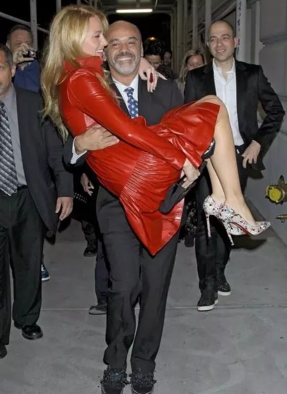 好看的cl红底鞋,一生必入的cl红底鞋