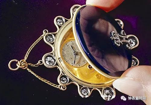 女士腕表的时尚风情,女士腕表行业