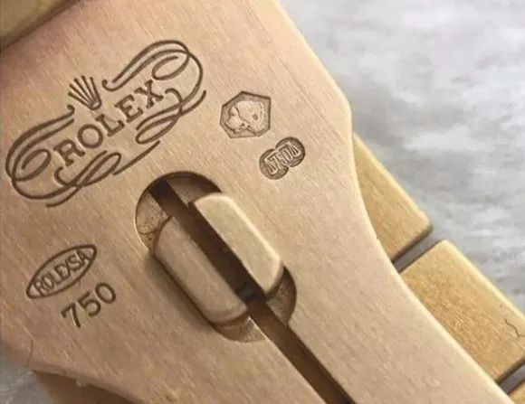 关于手表的隐藏功能,手表里的隐藏功能在哪