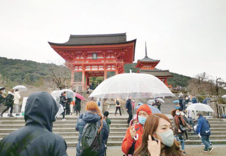 在国外留学生群体抗击疫情,异国他乡疫情防控