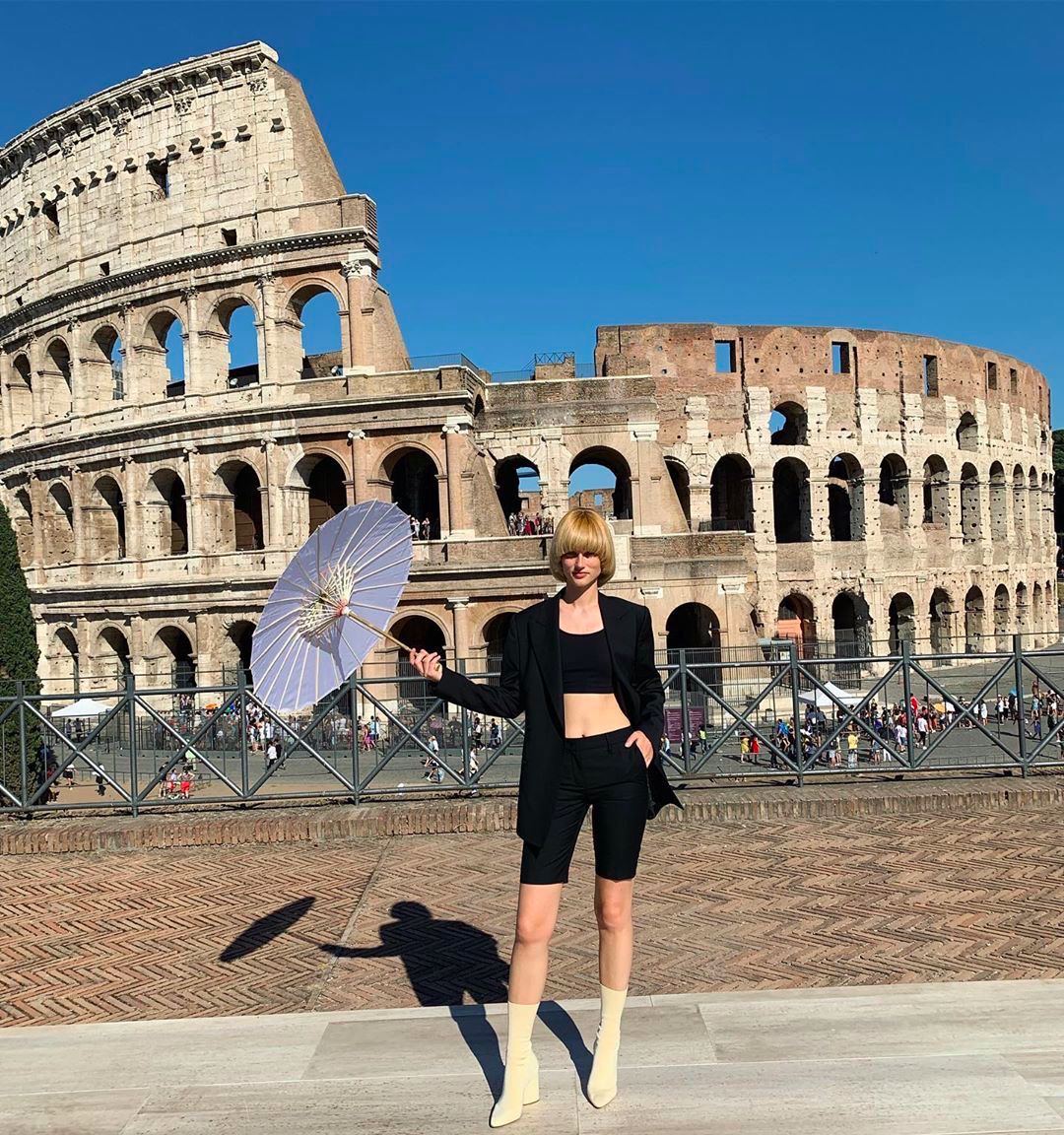 运动风又酷又飒的穿搭,10套舒适又时髦的运动穿搭