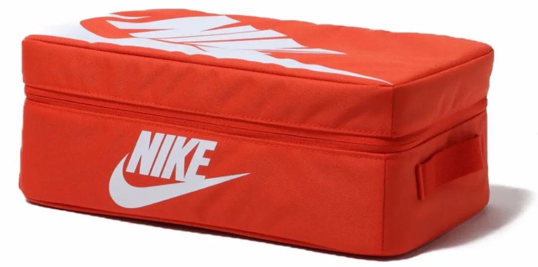 当弟弟们还在排队抢鞋的时候，*靠我**着这些千元鞋盒甩他们十年