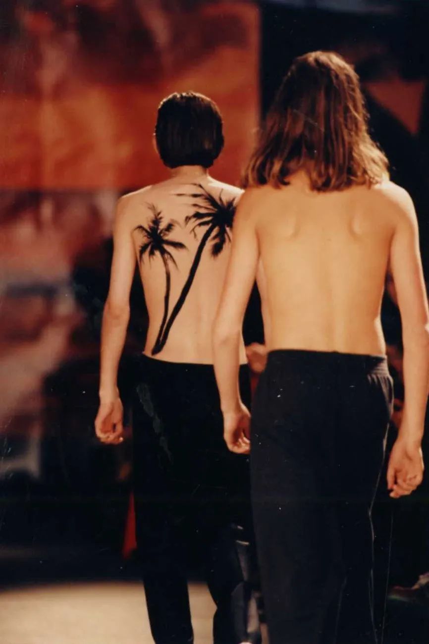 rafsimons目前的职务,rafsimons现在转到哪里了