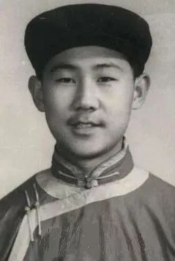 蒙古硬汉腾格尔,腾格尔在蒙古人心中的地位