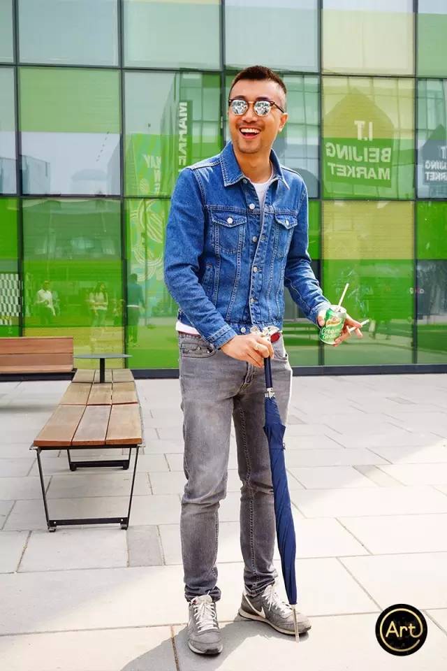 雨伞劳斯莱斯原声,劳斯莱斯最便宜的一款雨伞