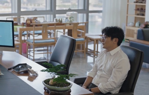 我是余欢水里面u盘到底谁拿的,我是余欢水u盘在哪里