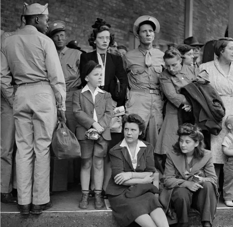 杨幂刘诗诗她们帅起来基本上没男人什么事了