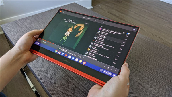 galaxychromebookgo14,galaxychromebook电池