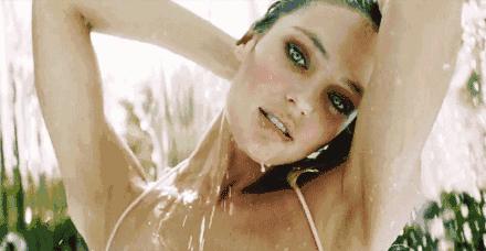 新西兰人气蜂蜜面霜，质地像果冻一样清透，超级补水！还能祛痘、缩毛孔