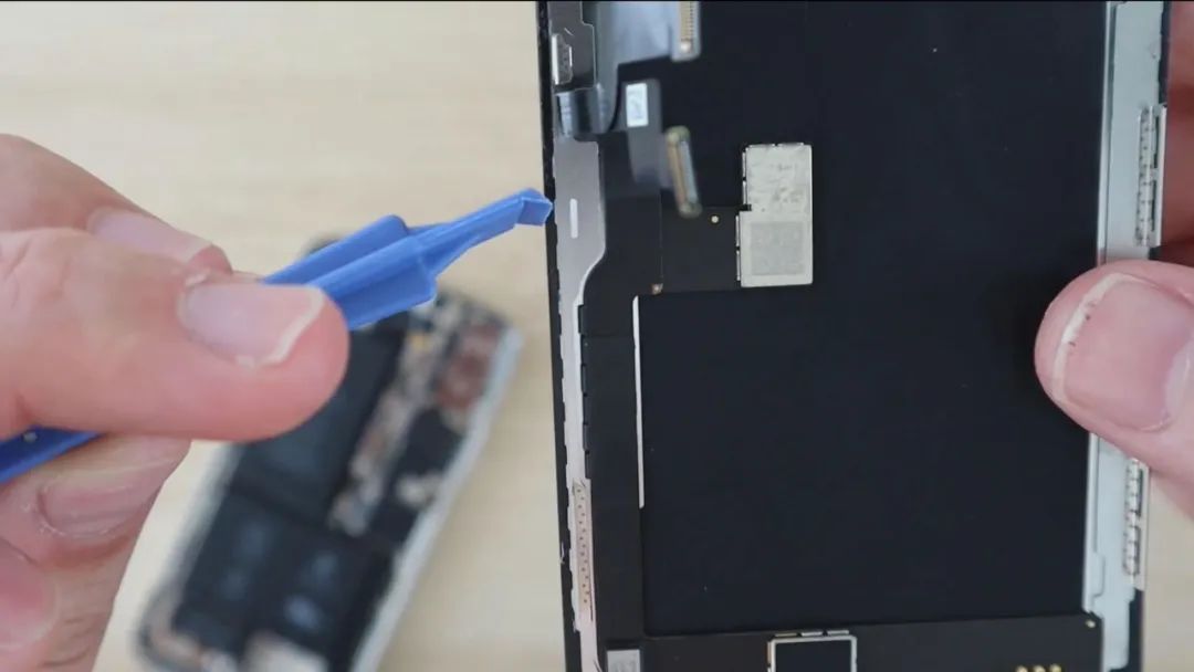 在闲鱼买苹果手机没有盒子,闲鱼上很便宜的iphone可以买吗