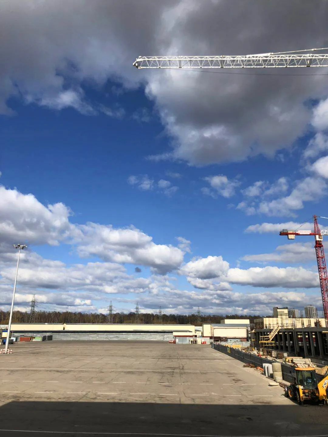 不想给国家添麻烦,不想给别人添麻烦但还是麻烦了