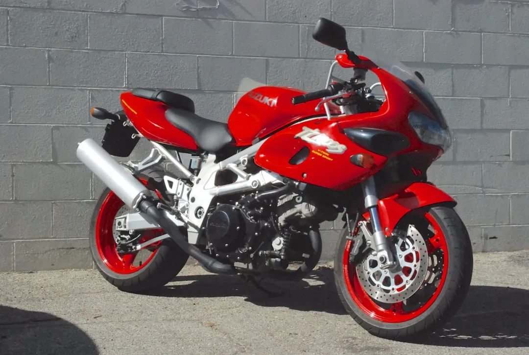 铃木tl1000s几缸,铃木tl1000s油耗