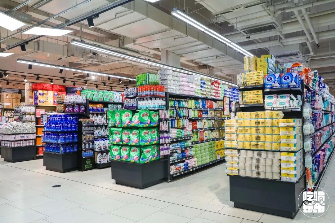 随便搞搞就是1折，消费51元就可抽雅诗兰黛套装，怕就只有吾悦能行了吧