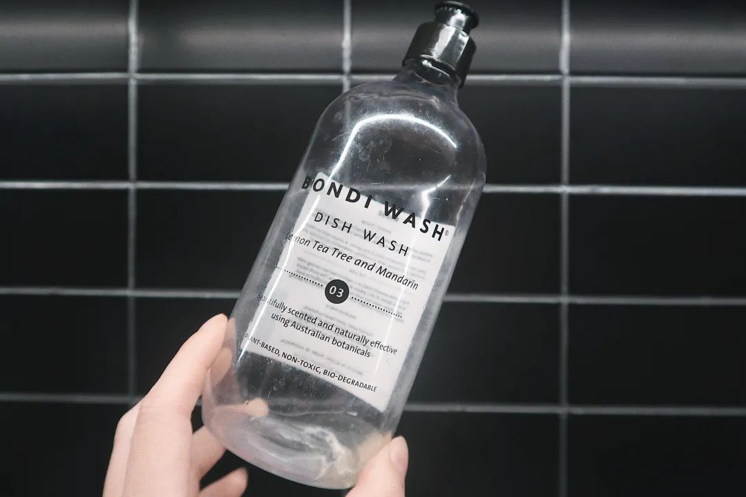 玻璃瓶水瓶1500ml空瓶,朝三暮四大水瓶图片