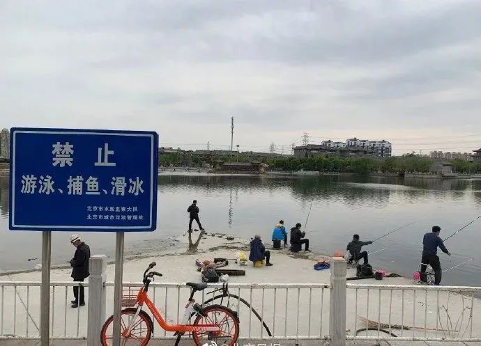 5月1日|疫情速读！俄总理新冠病毒检测呈阳性；“老师用成绩胁迫女生发生性关系”……