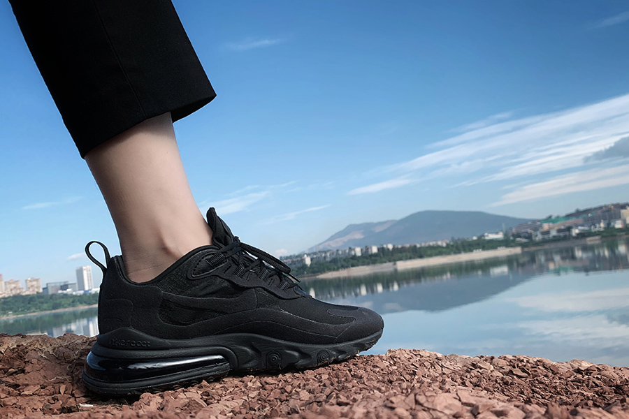 nikebyyou情侣定制灰,nikeairmax270react五色拼接