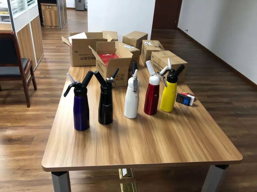 旅馆17名男女被抓,旅馆内17名男女当场被抓