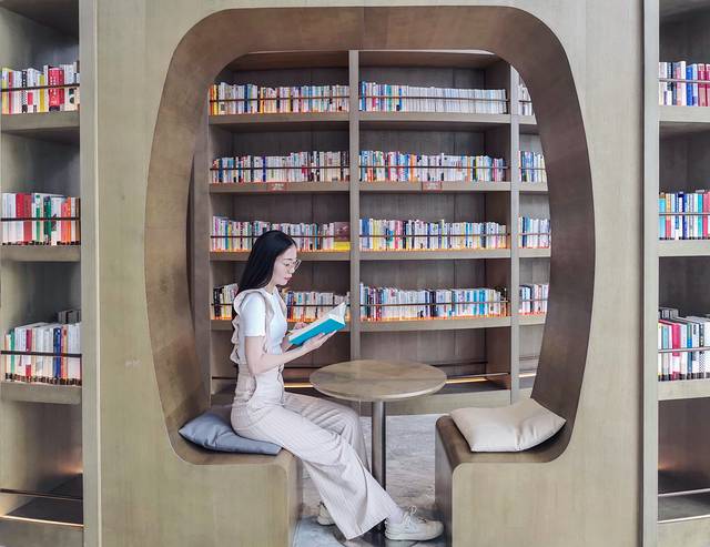 今年预算有限也能玩转三亚，十大私藏免费网红景点吃住买全攻略