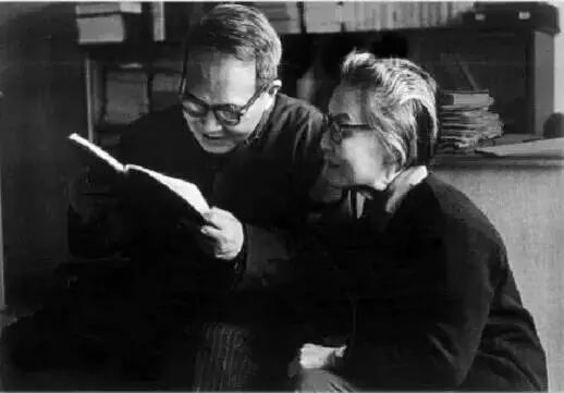 杨绛先生让人释怀的一段美文,杨绛先生走在人生的边缘上