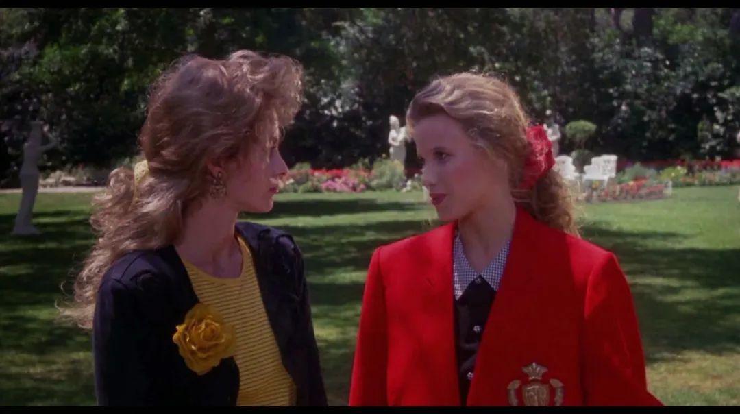 看完这些从小美到大的女神，你可能会种草这个单品