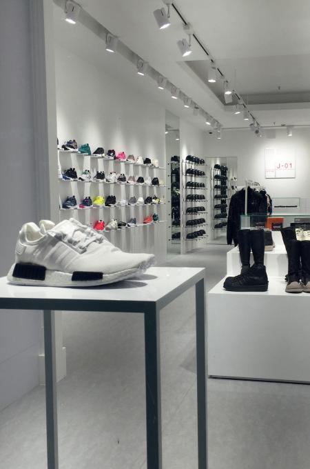 球鞋超好超好看也便宜的球鞋推荐,全世界排名前十的球鞋店铺