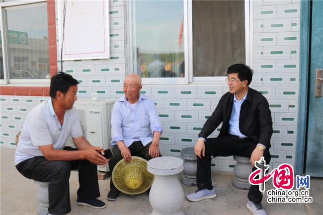 灏忓北鏉戠殑澶у彉闈╄档瀹跺硜,灏忓北鏉戝ぇ宸ㄥ彉