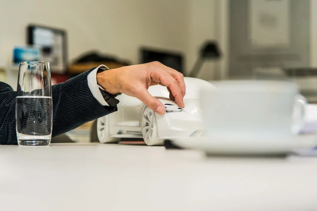 对于保时捷来说，“不变也是需要勇气的”|CARPEOPLE