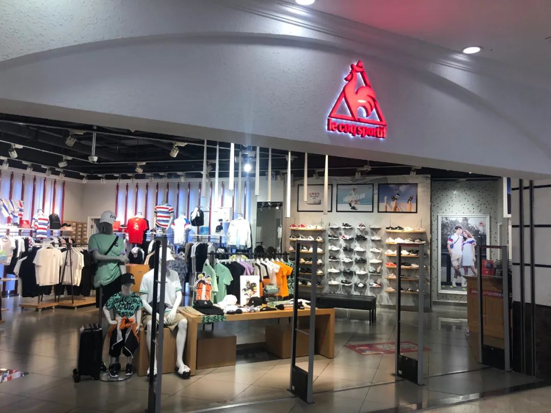 最近很火的国际大牌甩卖,国际知名大牌被甩卖