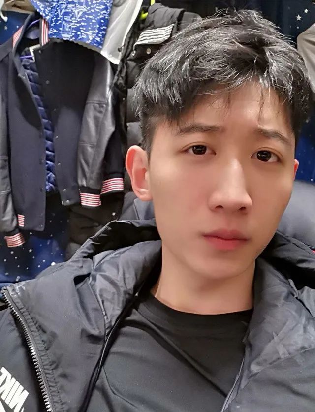 又见学霸,学霸宿舍6人全部上清华北大