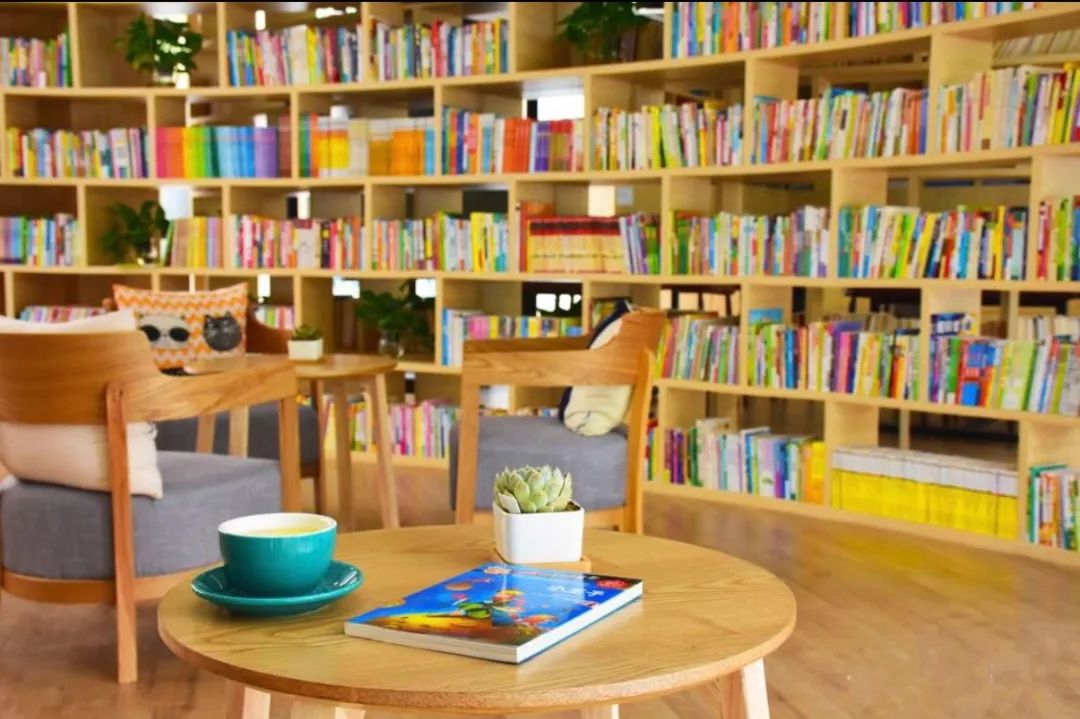 宝山区晚上哪里可以街边摆摊,宝山可以外摆的摊位