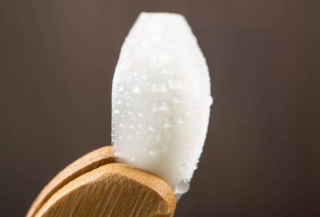 喉咙干痒咳嗽吃梨有效果吗,咳嗽有痰喉咙痒最快的方法润肺