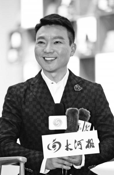 康辉热搜新闻联播,康辉的热搜