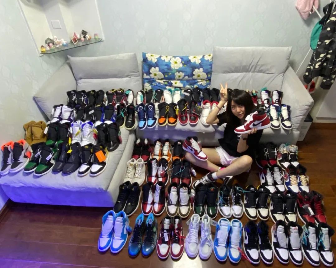 深陷NB、匡威、Beams、Wtaps等品牌的人，会重复购买哪些款？