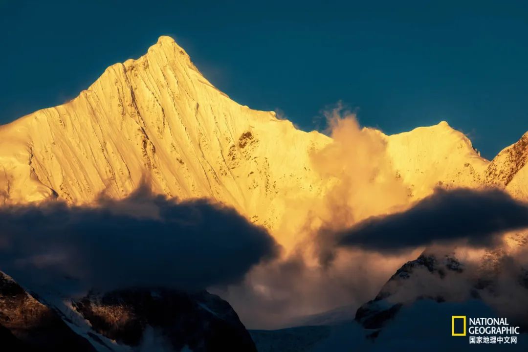 雨崩村自驾转山攻略,雨崩转山朝圣之旅