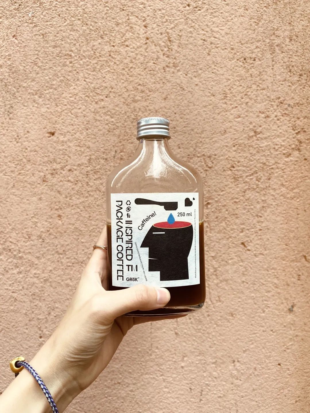 咖啡9.9元一杯,独立速溶纯黑咖啡