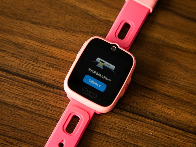 糖猫智能儿童电话手表视频,搜狗糖猫智能电话手表多少钱