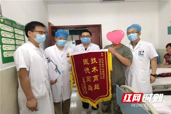 男子咳血4年竟是蚂蟥寄居鼻腔中,女子咳血后发现体内竟有蚂蝗