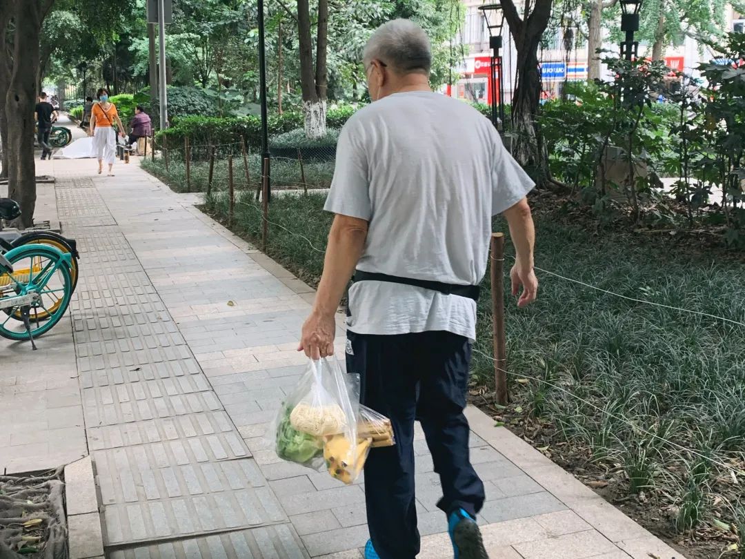 四川耙耳朵的爸爸,成都耙耳朵爸爸