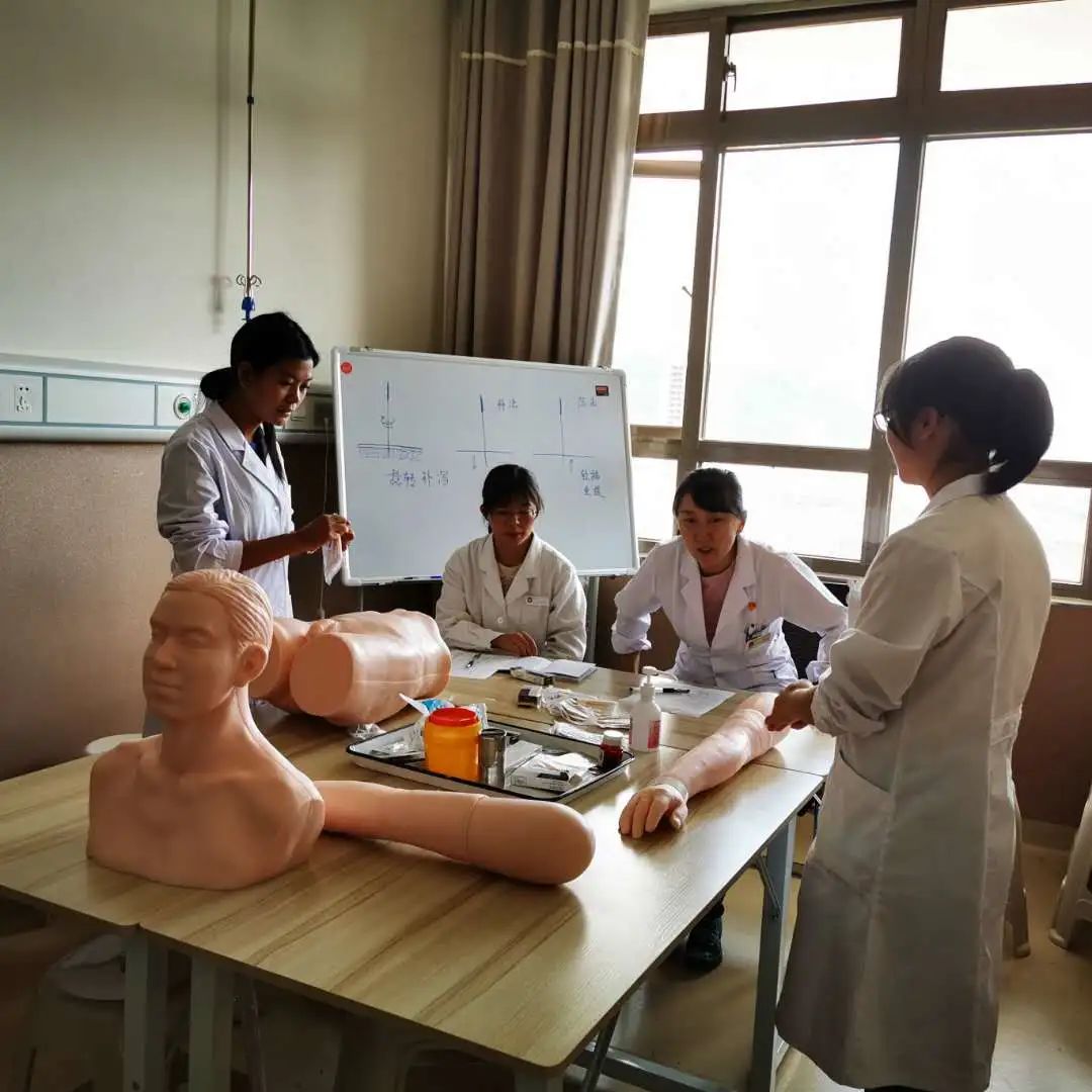 骨折后如何康复治疗？《祝您健康》昭通市中医医院付明超医生为您支招