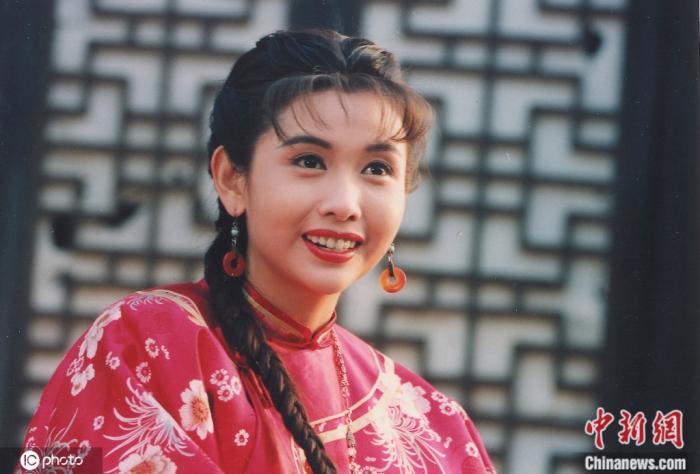 邱淑贞也带不动!“潮流鼻祖”I.T年亏7亿,前浪咋就翻了船?