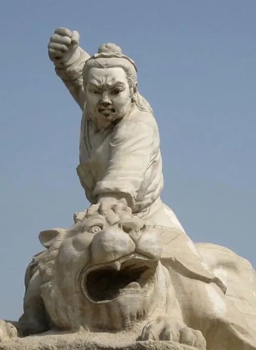 复仇者联盟原地解散,现在复仇者联盟是不是解散