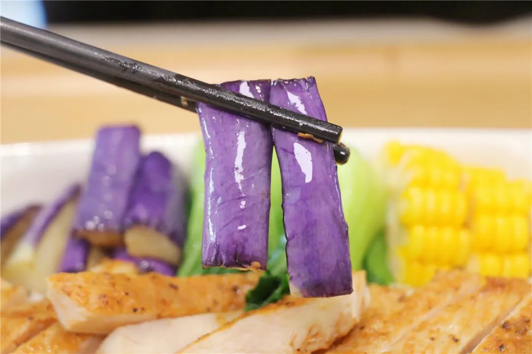 午餐吃什么牛排好吃又简单,晚餐吃什么牛排比较好吃