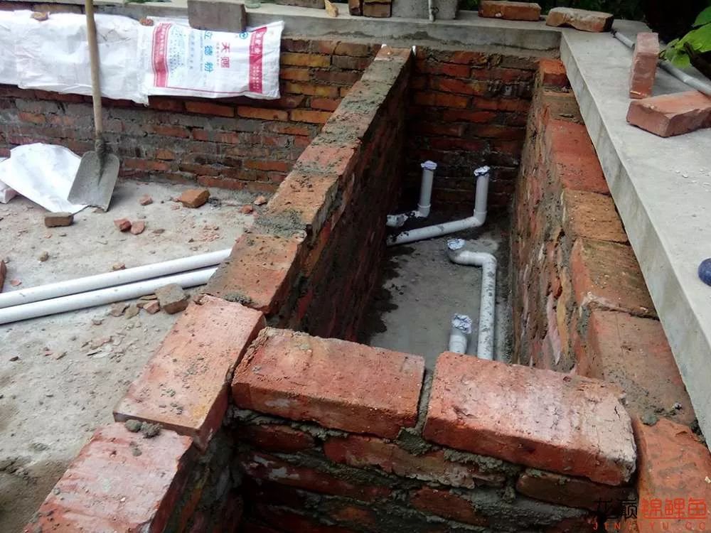 锦鲤池建造施工过程,楼顶怎么施工建锦鲤池