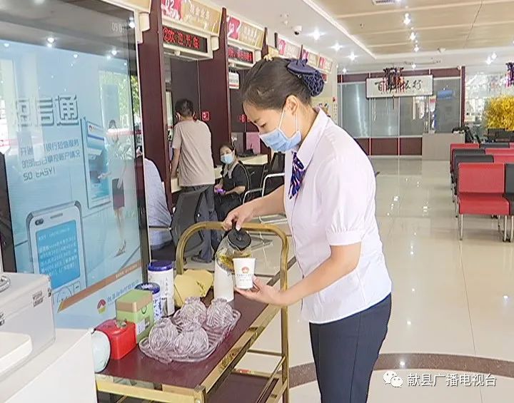 端午送安康公益行,邻里情浓端午送安康主题活动