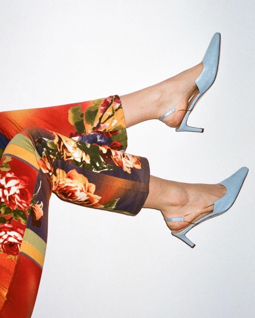 买了100双鞋,买了双500的鞋子