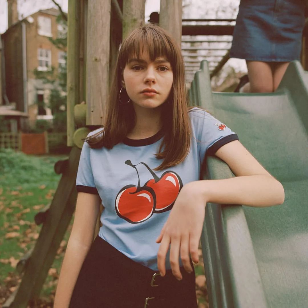 blackpink泫雅摆尾,blackpink全员观看泫雅舞台