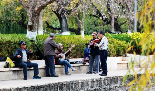 昆明具有历史文化的街区,昆明街头的文化