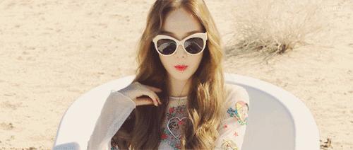 显白发色黄皮夏天,夏天适合染什么发色高级显白